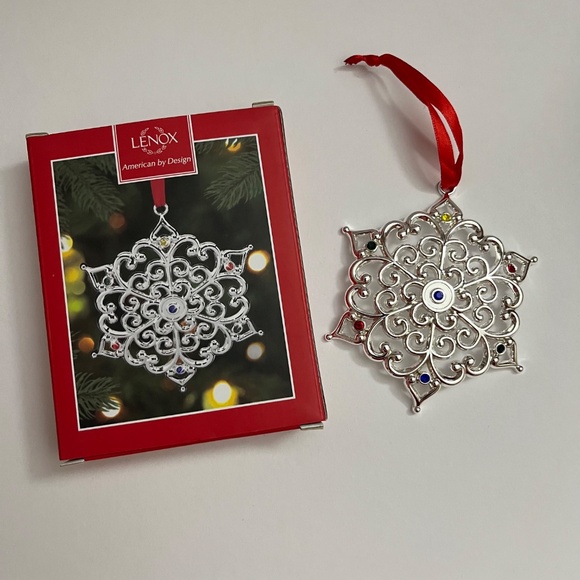 EUC Lenox Sparkle & Scroll Multicolored Crystal Silver Plate Snowflake Ornament - Picture 2 of 7